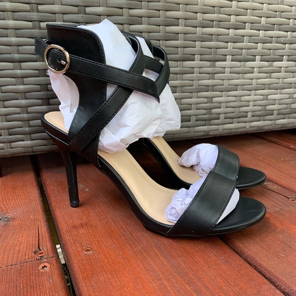 Peep Toe Criss Cross Stiletto -from ModCloth - Picture 5 of 9